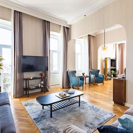 Historical Flat With A Lovely Sea View In Beyoglu Istanbul Ngoại thất bức ảnh